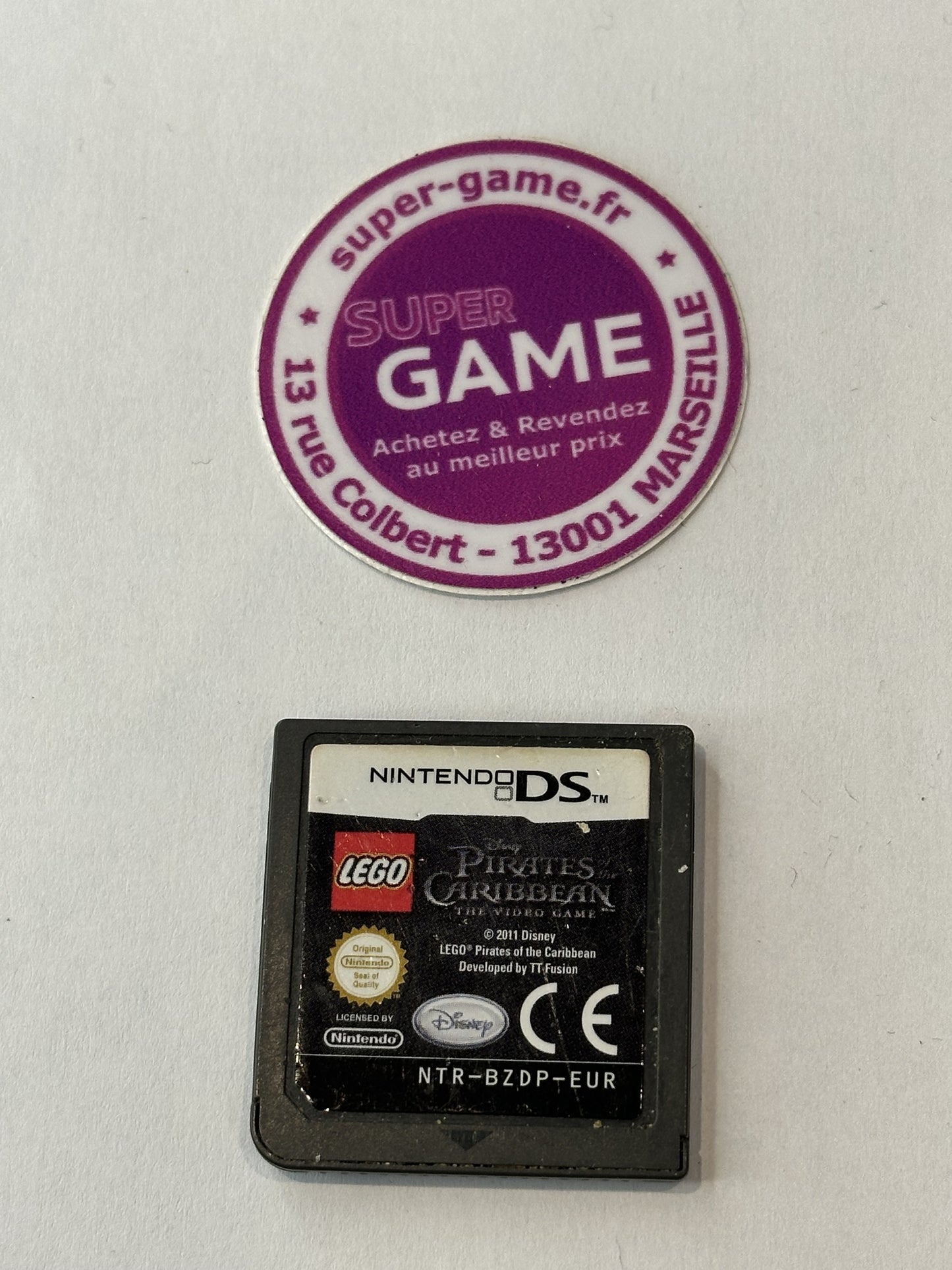 LEGO PIRATES OF CARIBBEAN THE VIDEO GAME - sans boite - DS